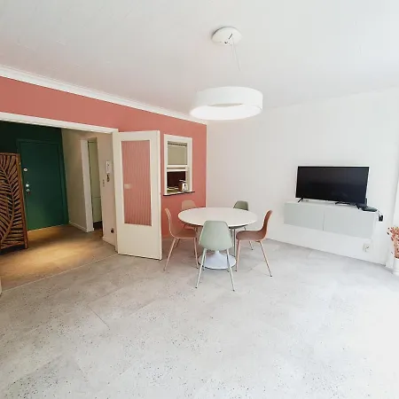 City Centre With Free Parking Apartment Ostend
