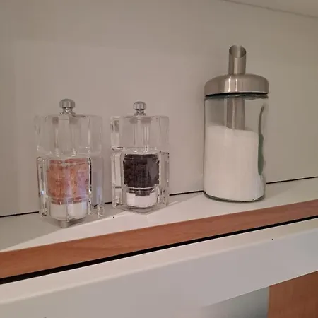 City Centre With Free Parking Apartament